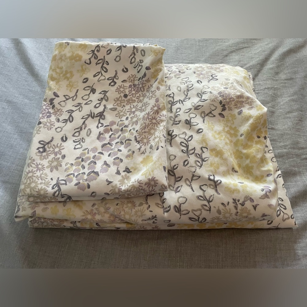 TWIN ‘Daisy Fuentes Collection’ Floral Sheet Set